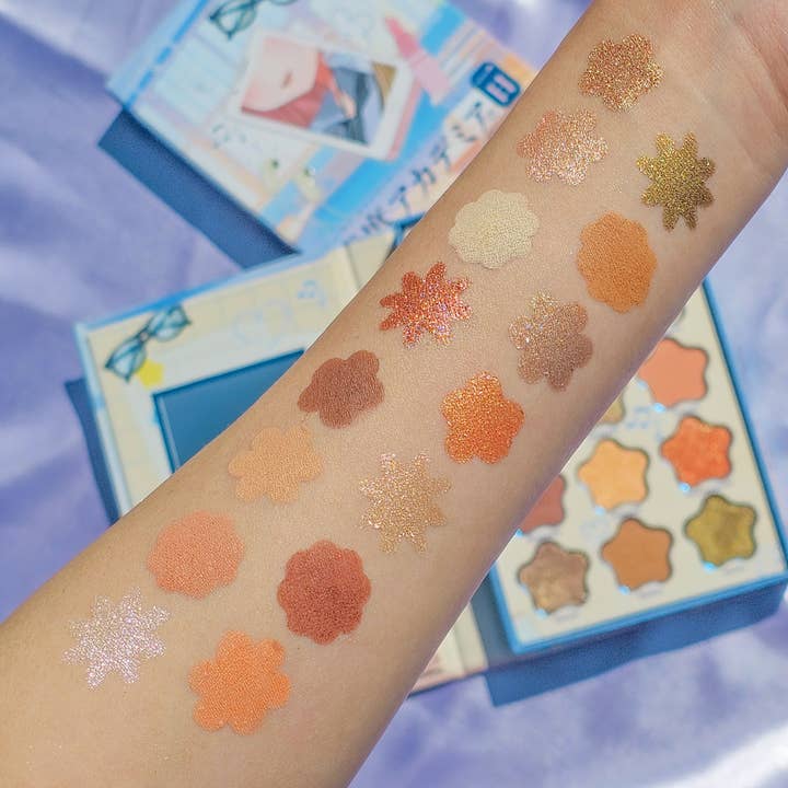 Rude Cosmetics - Vente Palettes de fards à paupières - Palette Chibi Manga - Une journée à Attitude Academia1