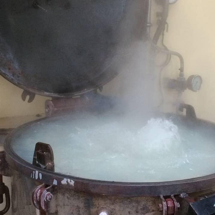 CONSERVES GUINTRAND - Wholesale Jam/Jelly - Apricot jam PG "extra" 314 ml (jar)4