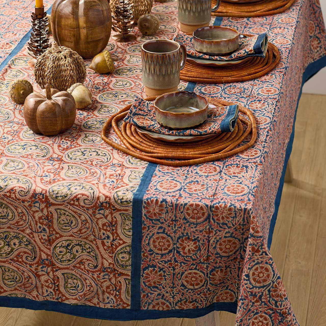 SERRV International - Wholesale Tablecloth - Reversible Compass Paisley Tablecloth - Standard4