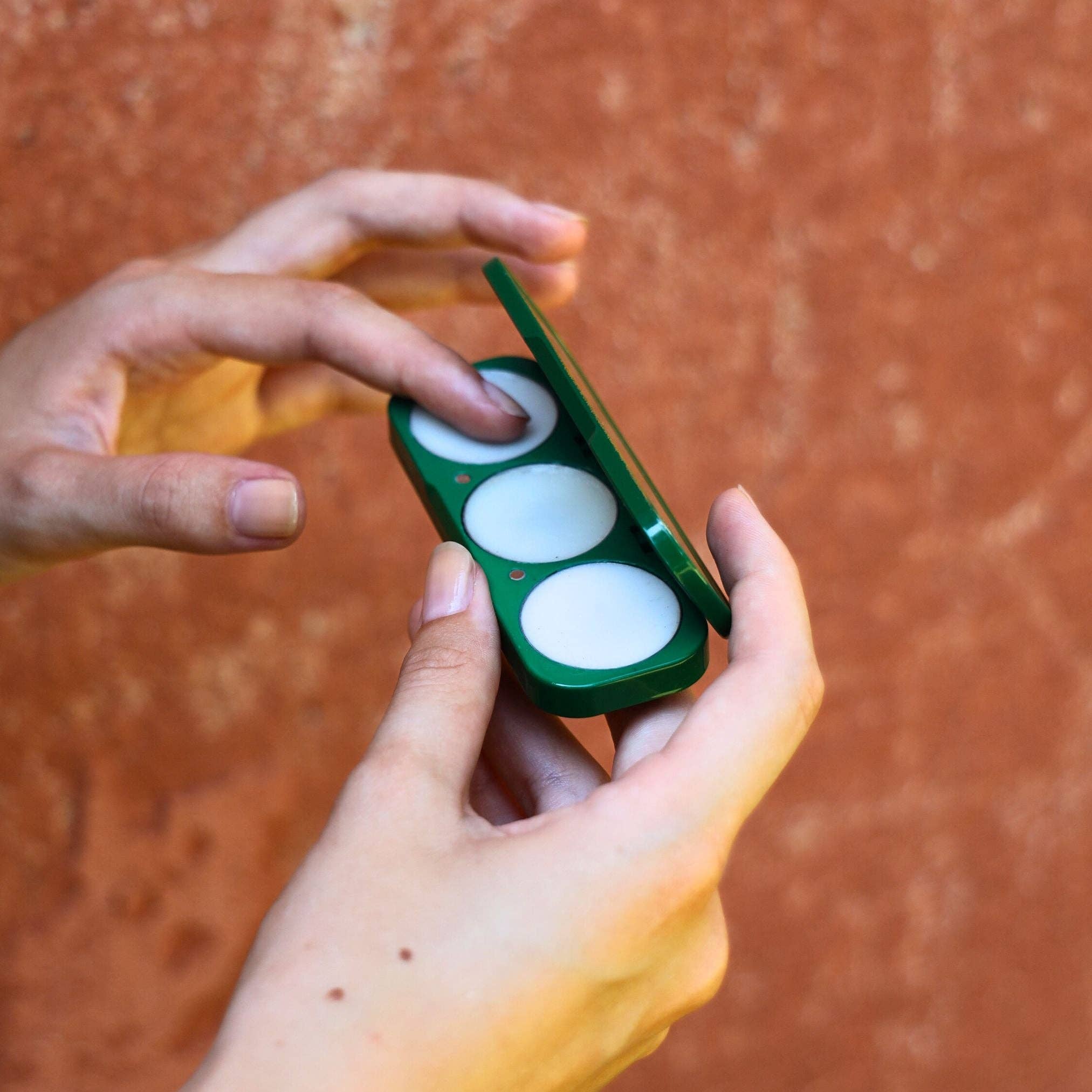 ēma fragrance - Wholesale Solid Perfume - Invigorating Set: Refillable Compact + 3 Fragrance Pods2