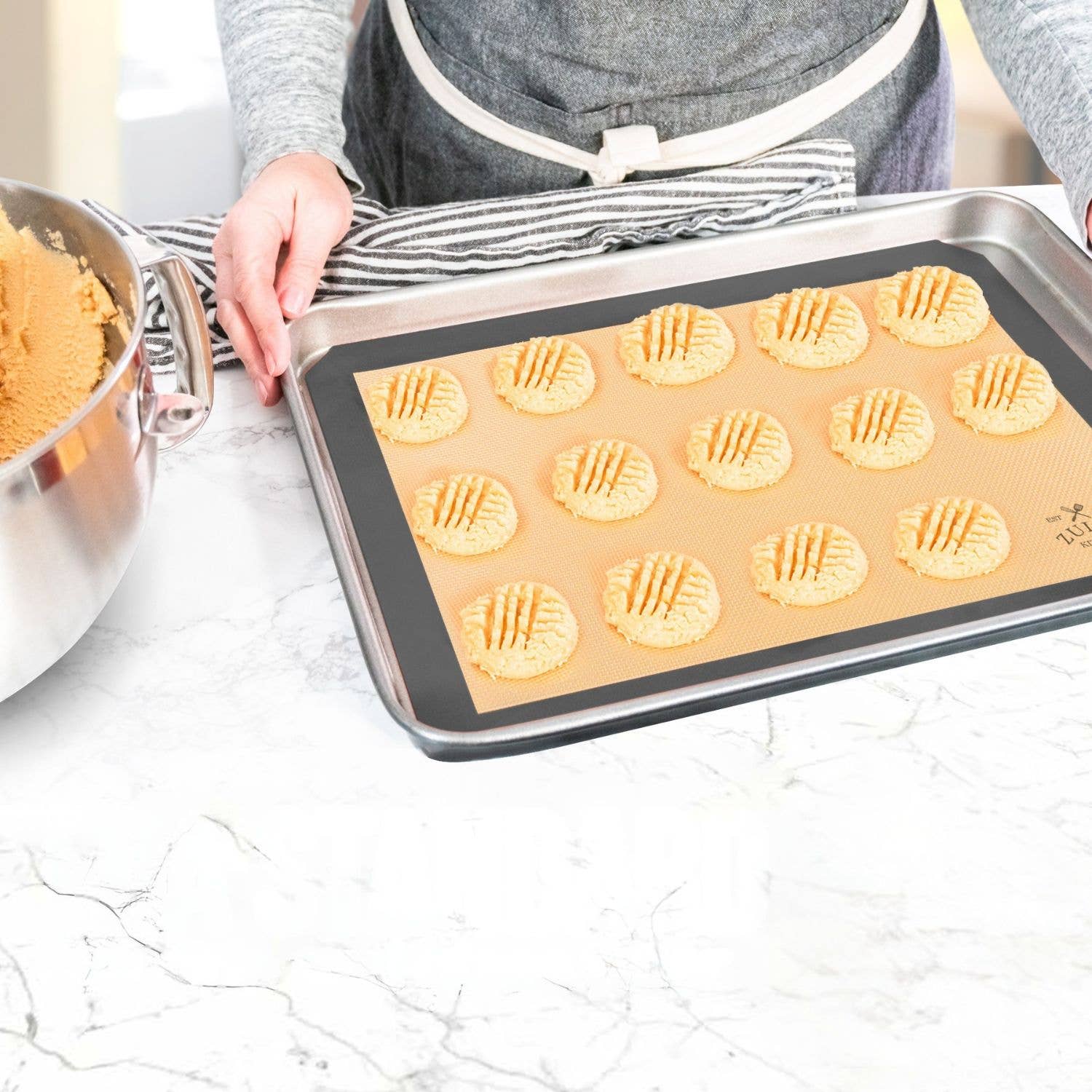 Zulay Kitchen - Vente Feuille/plaque de cuisson - Lot de 2 tapis de cuisson en silicone 42 x 29,5 cm antiadhésifs réutilisables0