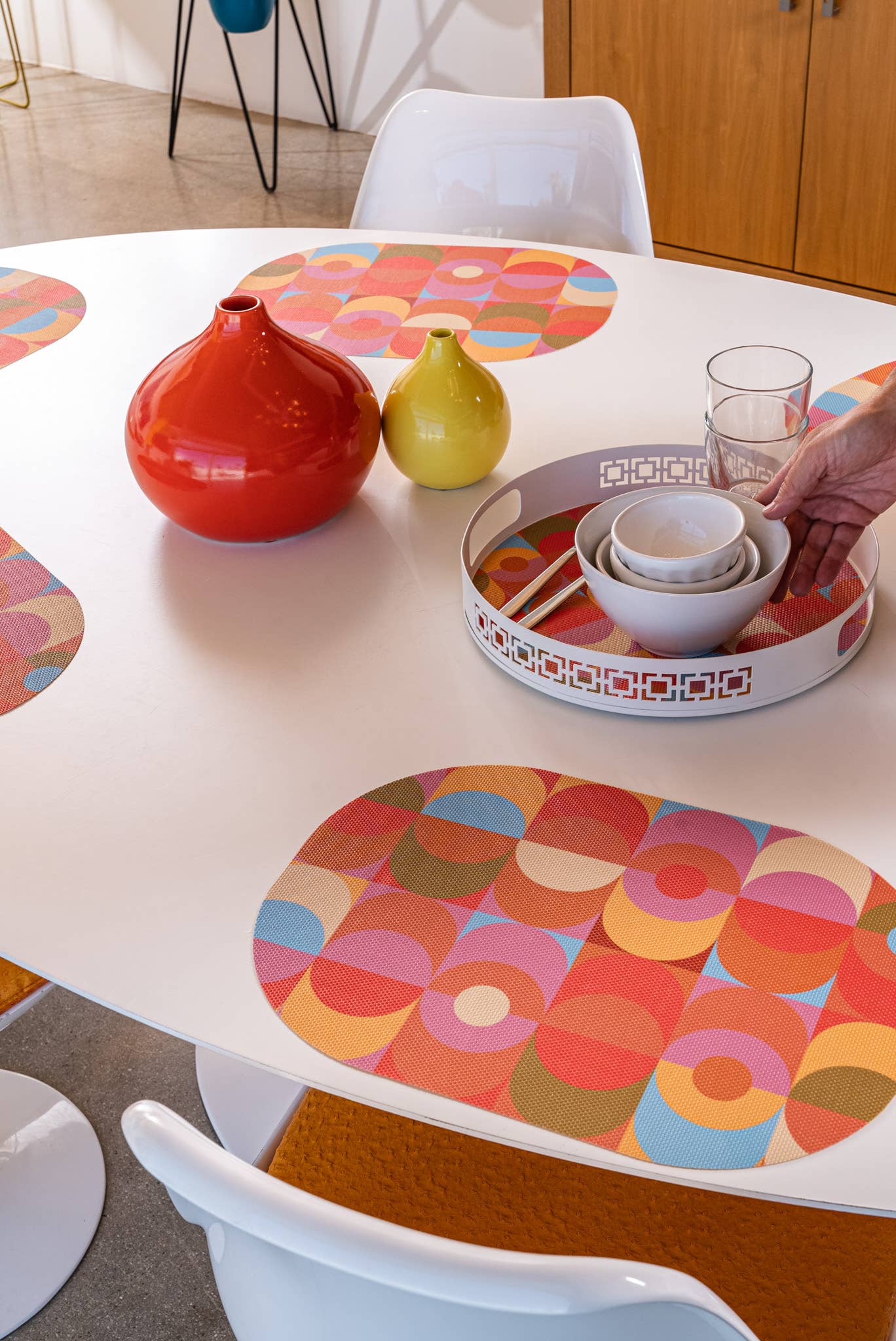 hide+seek SUPPLY CO - Wholesale Placemat - Blink double-sided Round Woven Placemat 12.6" diameter9