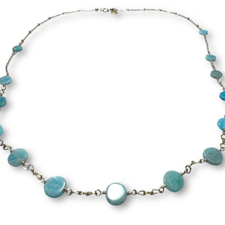 Collier en perles plates d'amazonite pour la vente par Janine’s Jewelry Design