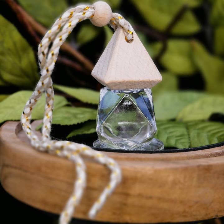 Modern Zen Candle Company - Wholesale Car Freshener - Unisex - Fruity Loops Car Diffuser