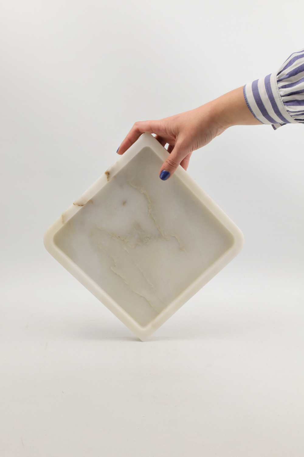 PIETRA DI CASA - Wholesale Decorative Tray - PAPA ALANA Square - Natural Stone Tray in Volakas Marble1