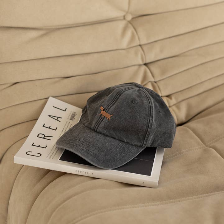 Lieblingspfote - Wholesale Honkbalpet - Uniseks - Vintage antracietkleurige pet „Dachshund”1