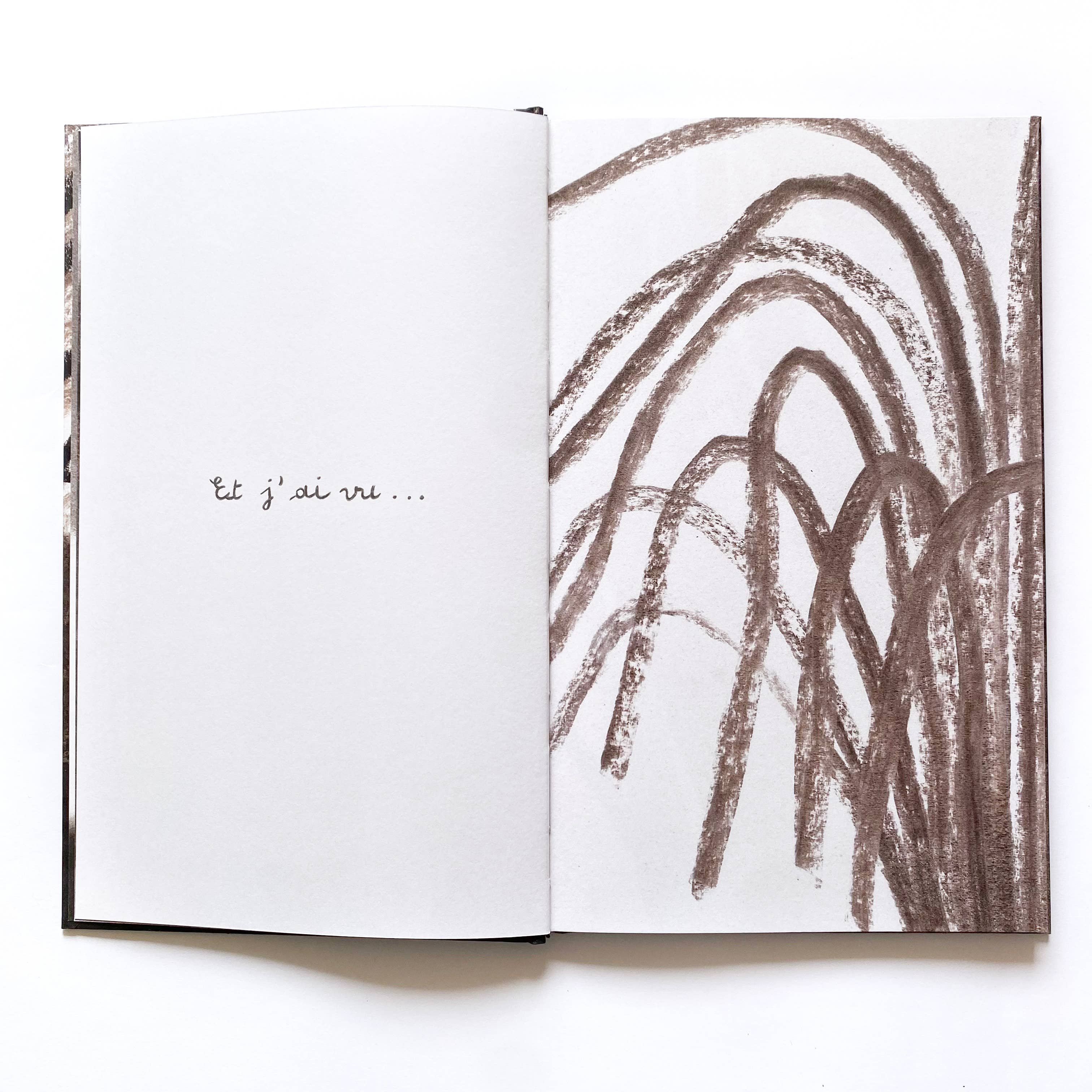 La Partie - Wholesale Display Book - Lucky night/Walk in the forest/Charcoal/Artist book2