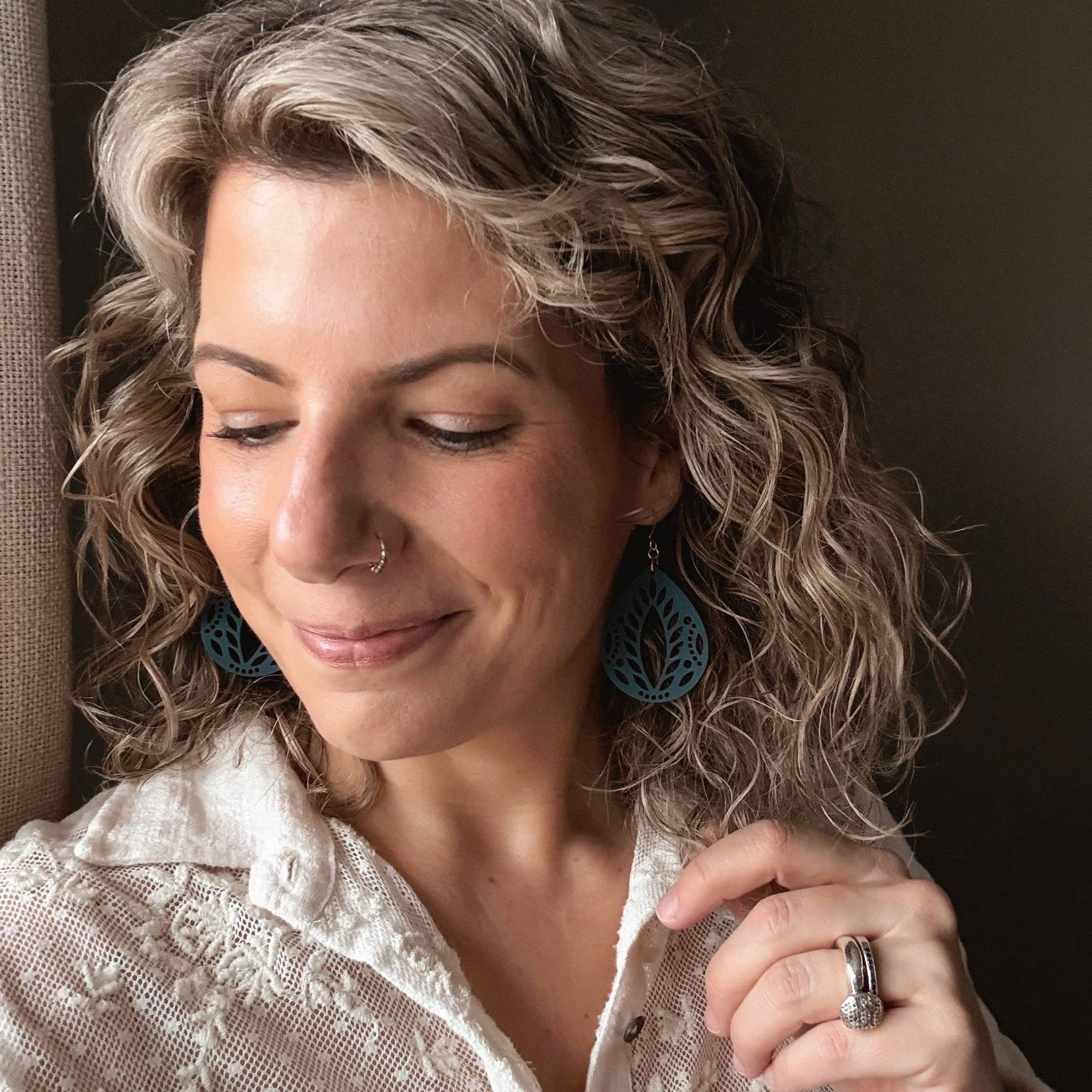 Wicket Goods - Wholesale Dangle Earrings - Plume | Stormglass1