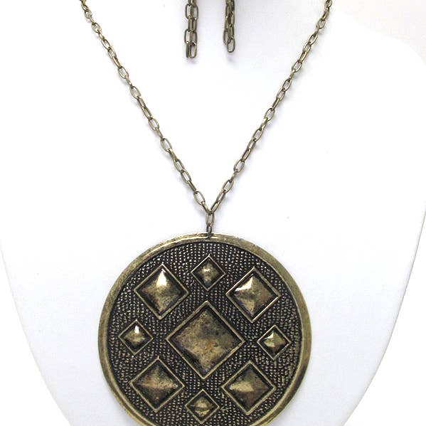 Jewelry Max - Wholesale Jewelry Set - ( R041 ) ART ION LONG NECKLACE SET0