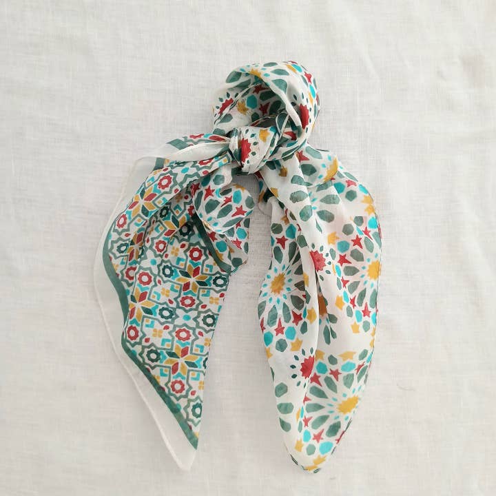 Reine Seidenschal Geometrisches Blumendesign Krawatte PS-1138 für den Großhandel von Cinnamon Creations