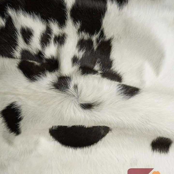 Fortezza Leather - Wholesale Area Rug - Chromatic Black & White Cowhide Rug | X-Large 6' x 8'|2