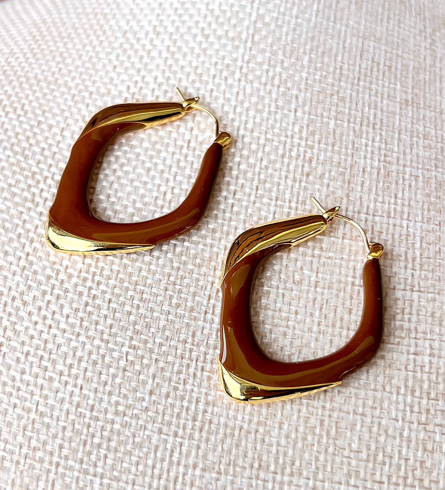 AVENS - Wholesale Hoop Earrings - 18k Gold Plated Naturel Stone Earrings2