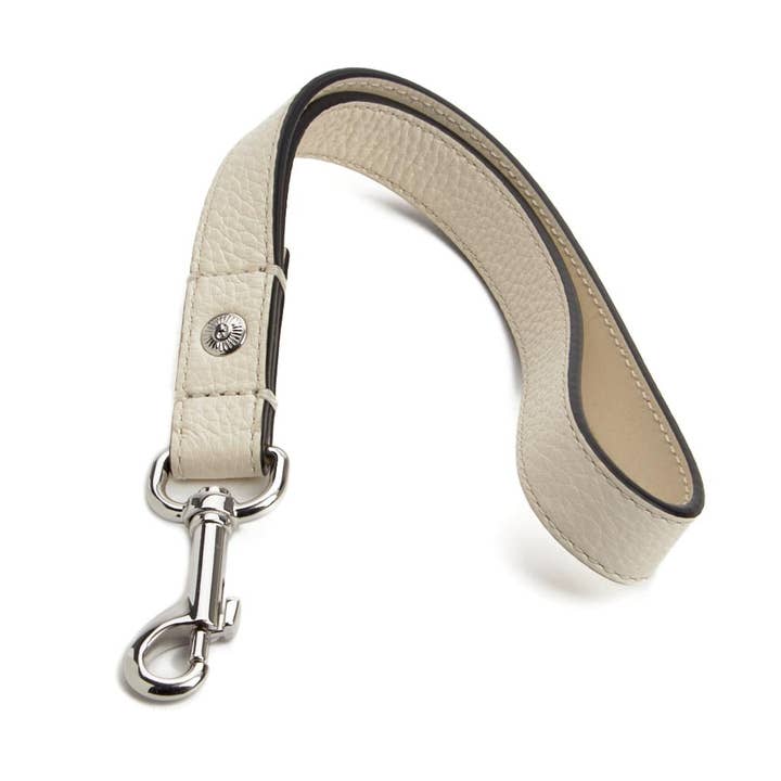 Leather Dog Short Leash & Seatbelt Tether – White / Silver for wholesale by Pinewood Leather & Collar