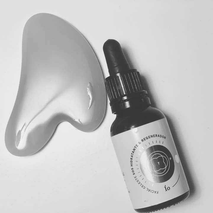 Jade Aventurine Gua Sha Facial for wholesale by SEASKIN LIFE