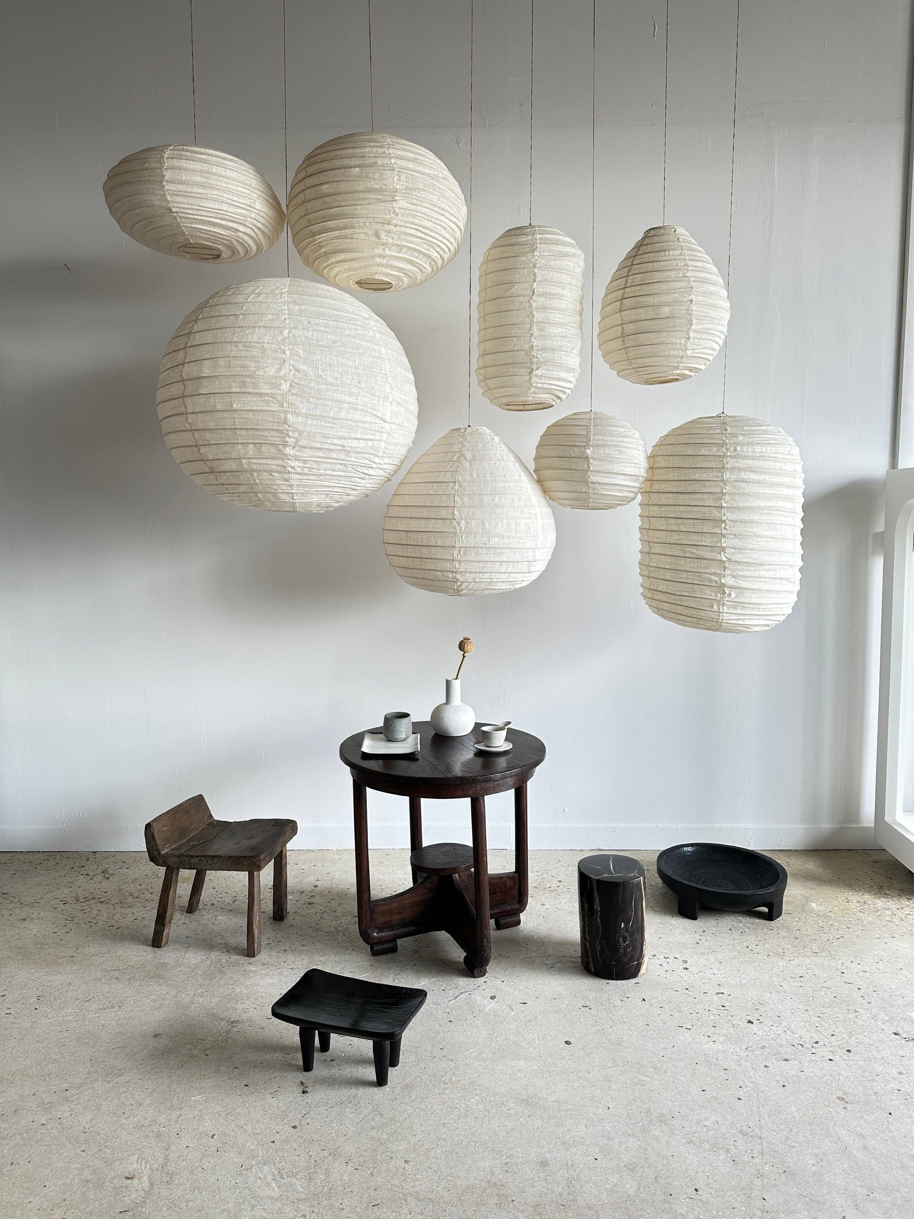 Office Objets - Wholesale Chandelier/Hanging Light - Large Japanese-style pendant light in natural rattan and linen, drop-shaped H55 D604