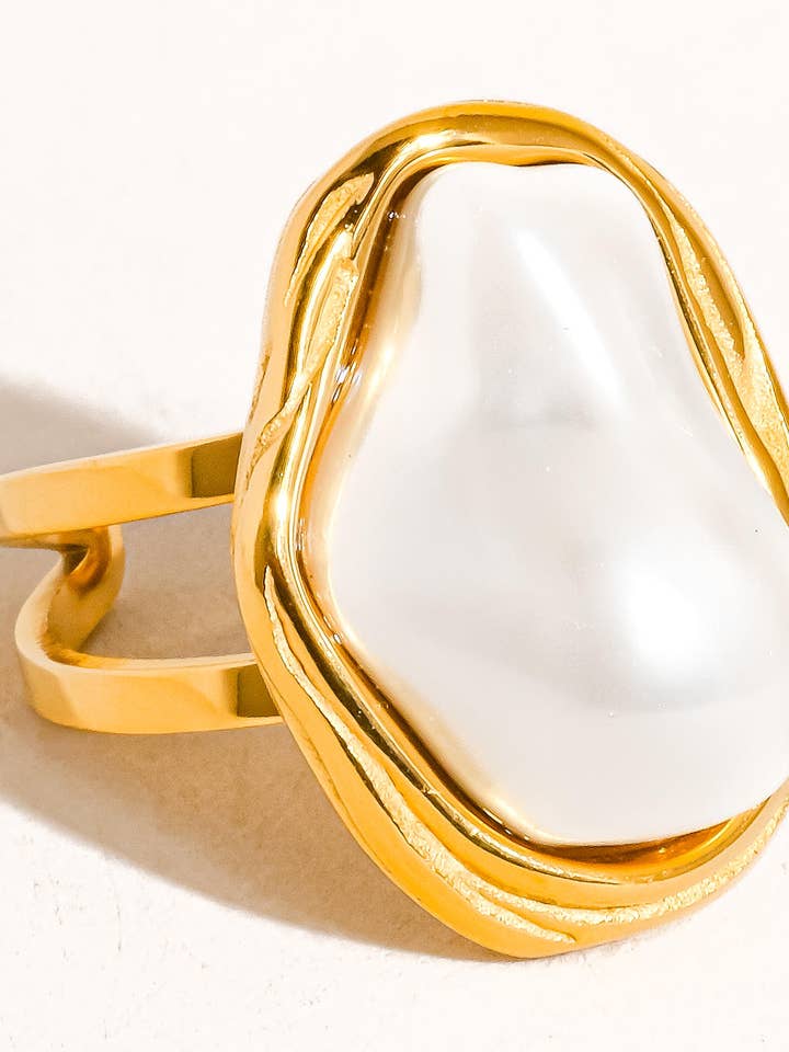 Cameron 18K Gold Non-Tarnish Classic Pearl Round Ring for wholesale by Flânerie by MAIQ