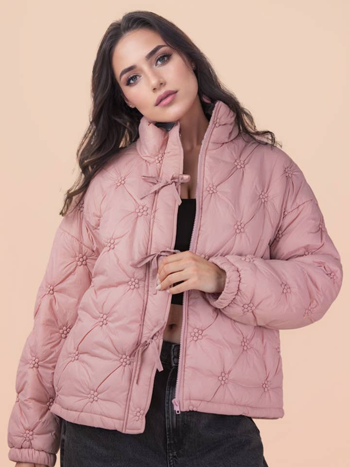 NJ90424-Casaco Acolchoado Floral Oversized com Laços Frontais por atacado de VERY J