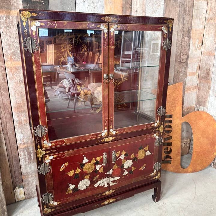 Vitrina Oriental Vintage China Lacada para venta al por mayor de belvoir