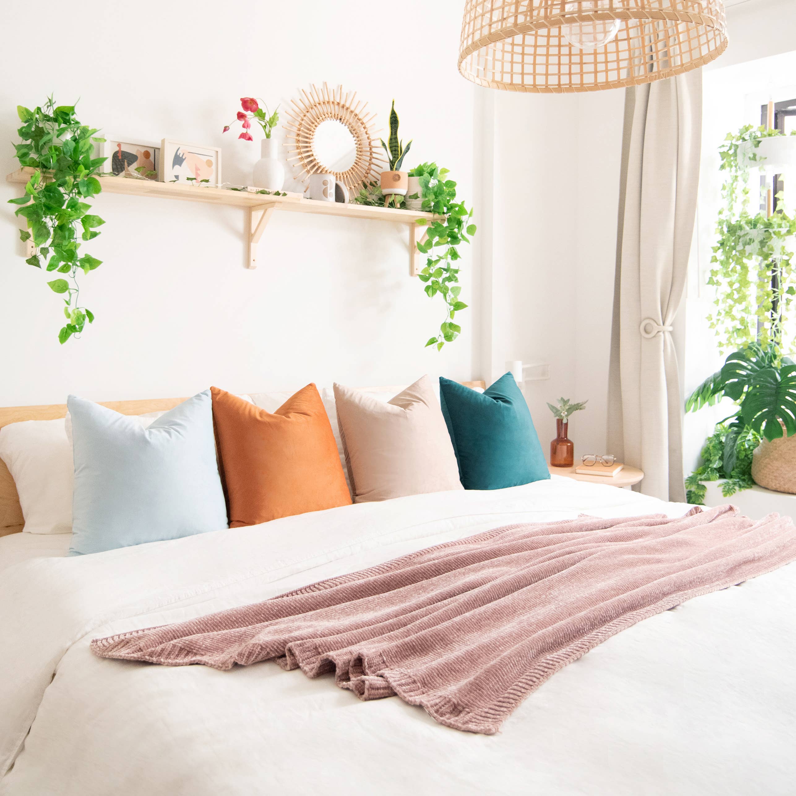 Monday Moose - Wholesale Throw Pillow Cover - Samara Pillow Covers (4-Pack) - Orange/Green5