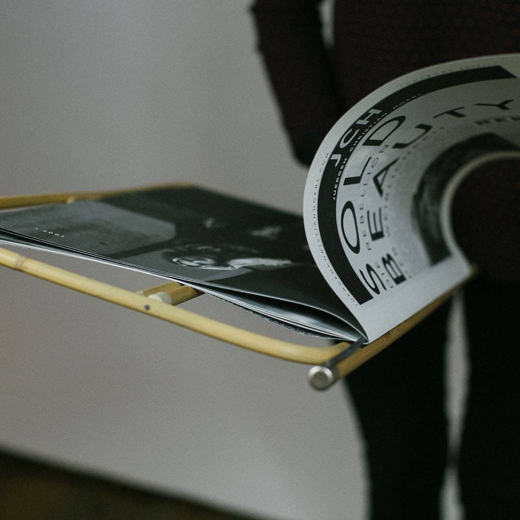 Formpoet - Wholesale Magazine Rack - Newspaper holder nature 40 cm2