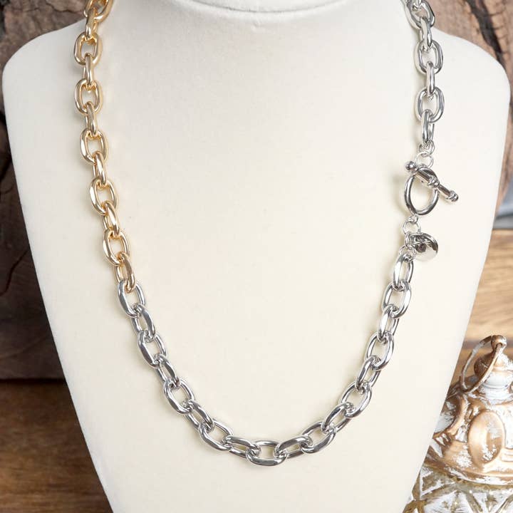 PennyLine inc - Wholesale Link & Chain Necklace - Dual-Tone Chunky Chain Necklace with Toggle Closure5