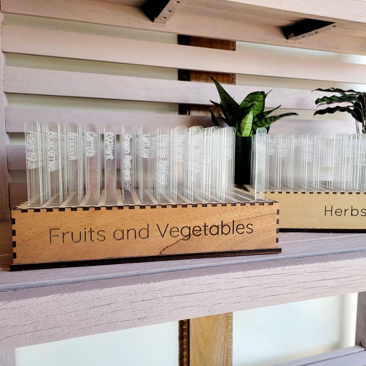 lou+teak - Wholesale Garden Tool - Garden Marker Display Box with Acrylic Markers0