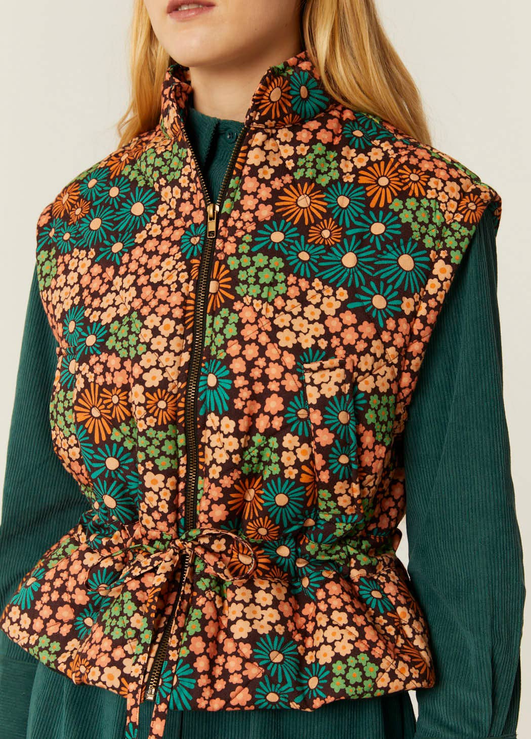 Pepaloves – wholesale Outerwear Vest - Women’s – CHALECO ENGUATADO DAISY2