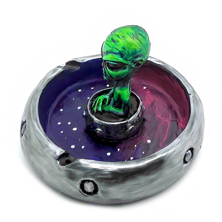 Pichincha - Wholesale Ashtray - Green Alien Flying Saucer Figurine Round Ash Tray3