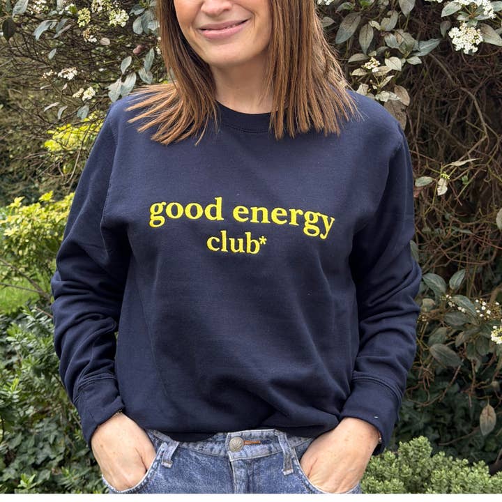 Sweat-shirt brodé Good Energy Club pour la vente par Percy and Nell Retail Limited