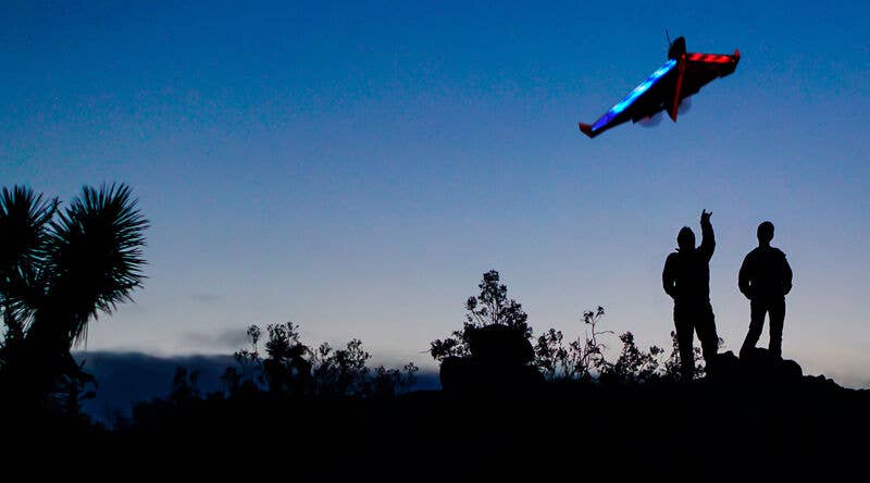 PowerUp Toys - Vendita all'ingrosso Aereo giocattolo - Bambini - Kit aggiuntivo per volo notturno POWERUP 4.07