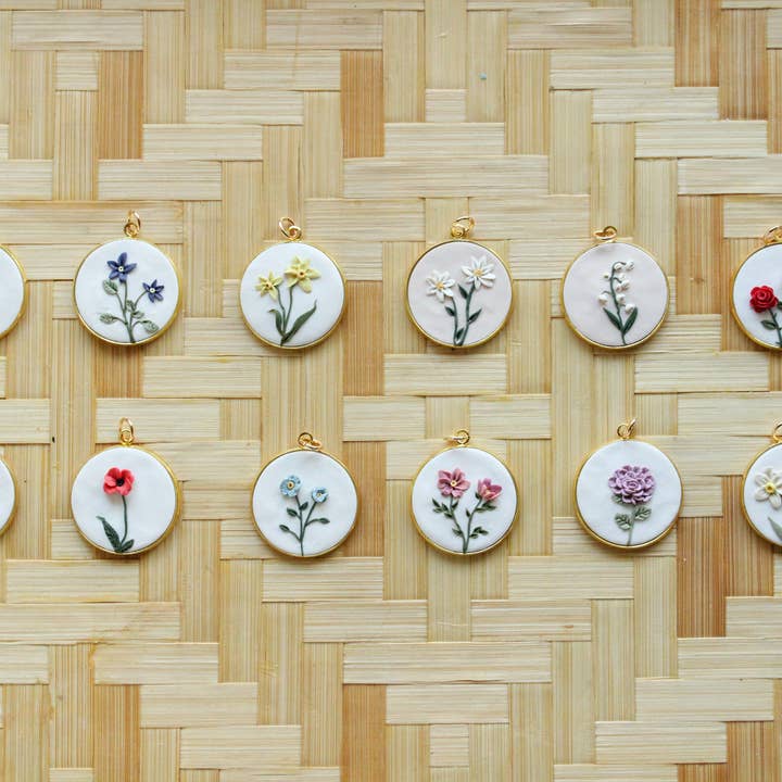 The Watermark Design - Wholesale Jewelry Set - 12 Month Birth Flower Necklace Set13