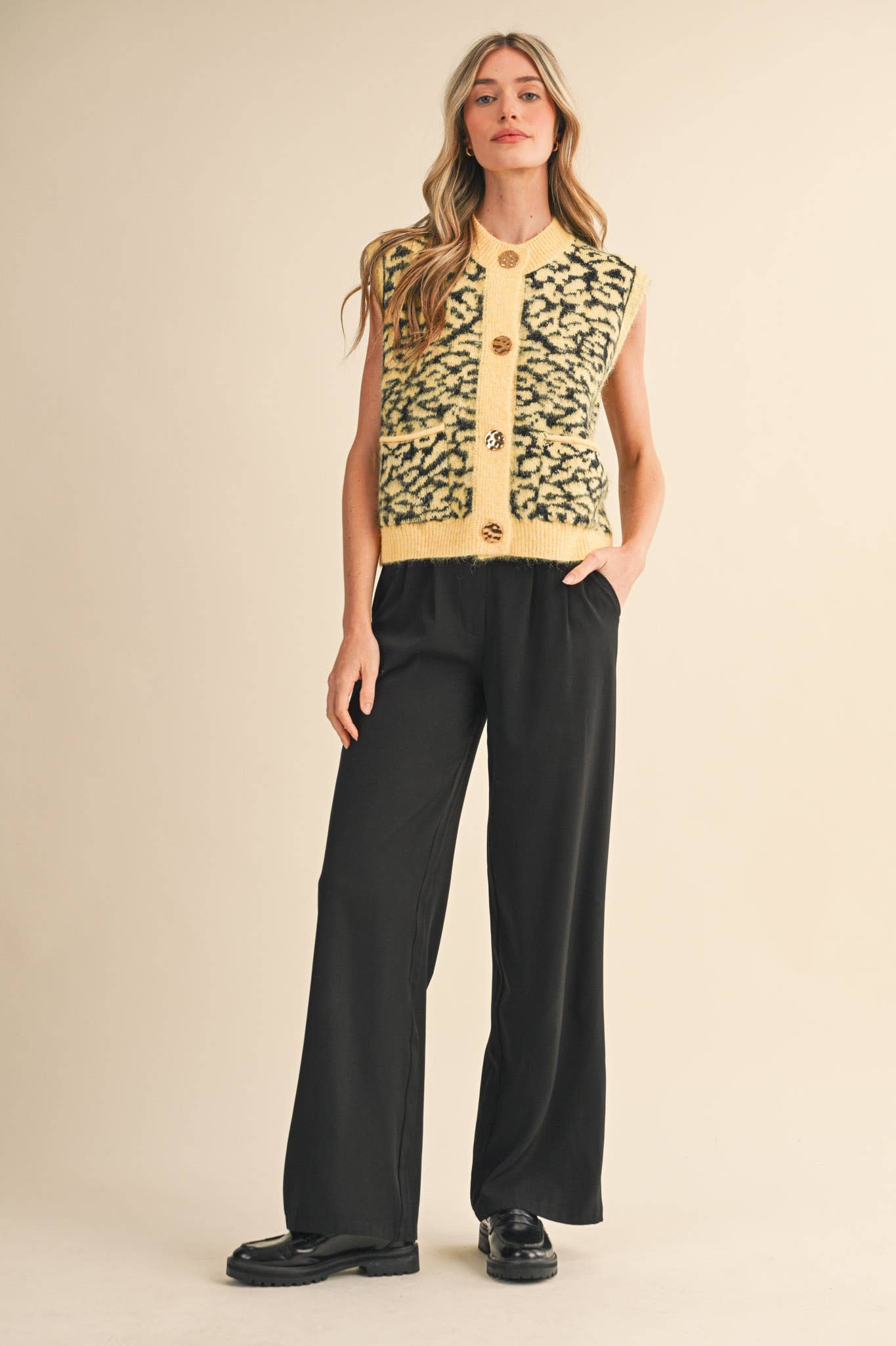 &MERCI - Wholesale Sweater Vest - Women's - LEOPARD KNIT SWEATER VEST MSW112408