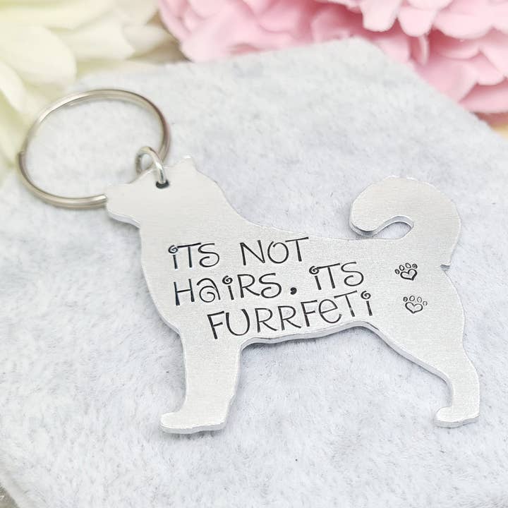 Porte-clés Malamute - Ce n'est pas des cheveux, c'est Furrfeti pour la vente par The Trinket Box