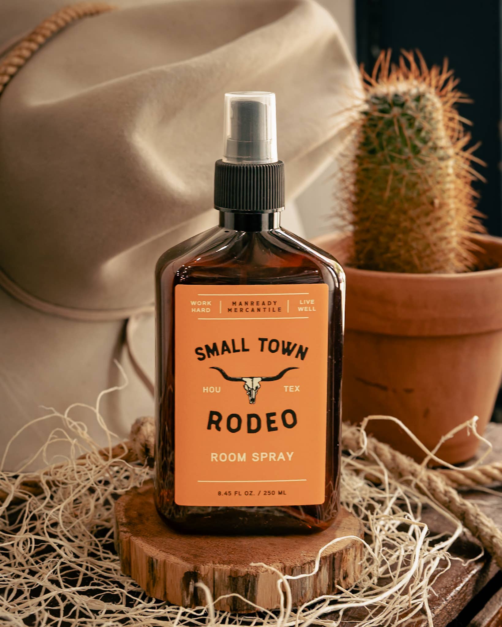 Manready Mercantile - Wholesale Room & linen spray - Room Spray | The Americana Series | Small Town Rodeo