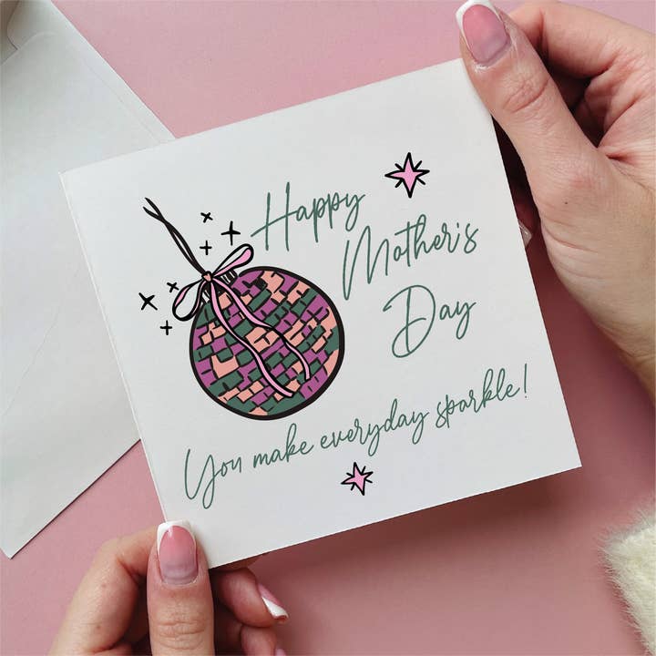 Carte de fête des mères boule à facettes pour la vente par Alphabet Studios