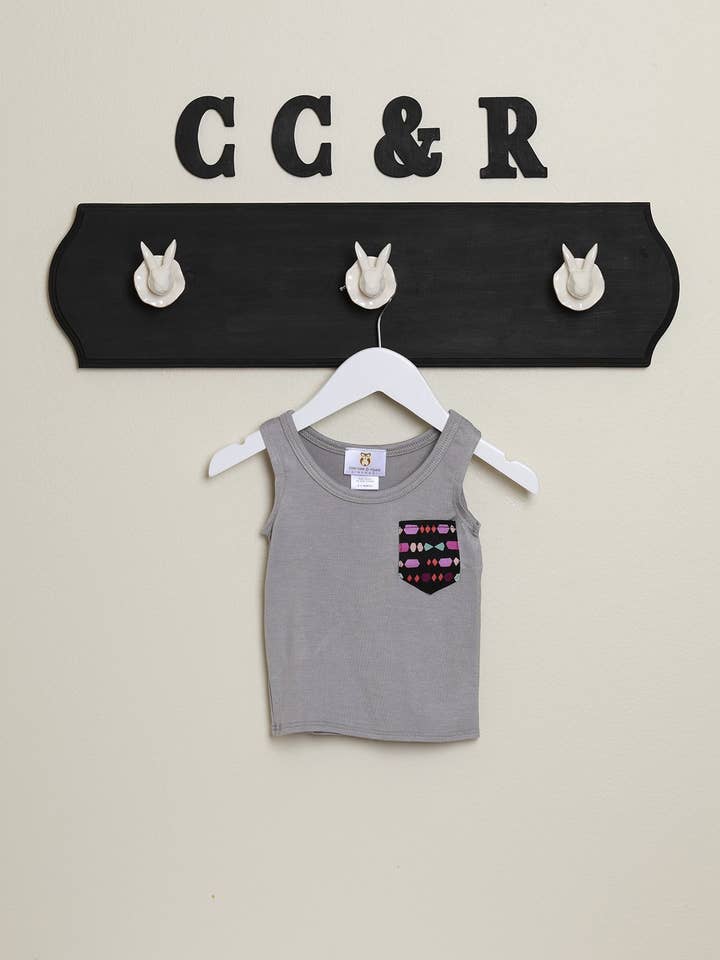 T-shirt imprimé avec poche pour la vente par cee cee & ryan