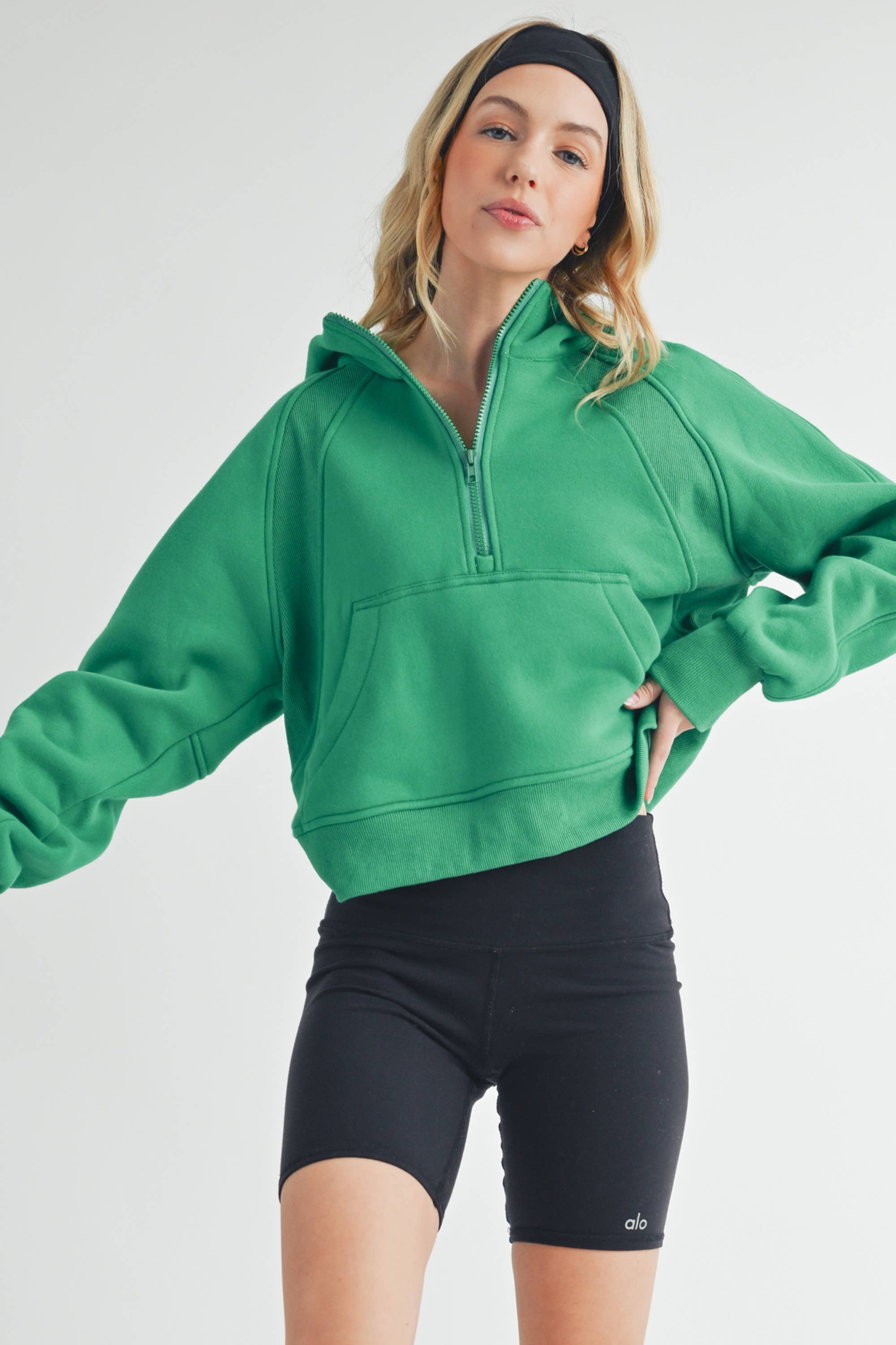 AEMI + CO – wholesale Hoodie – Women's – *SMALL ONLY* 946CK Drea Half-Zip Hoodie10