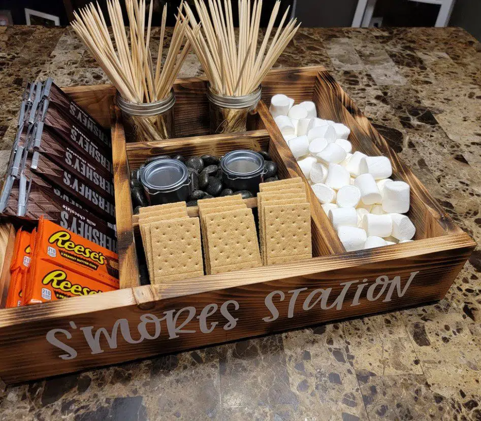 Heirloom Graphics & Custom Woodworking - Venta al por mayor Bandeja de servir - ¡Juego completo de bandejas para fiestas S'Mores!4