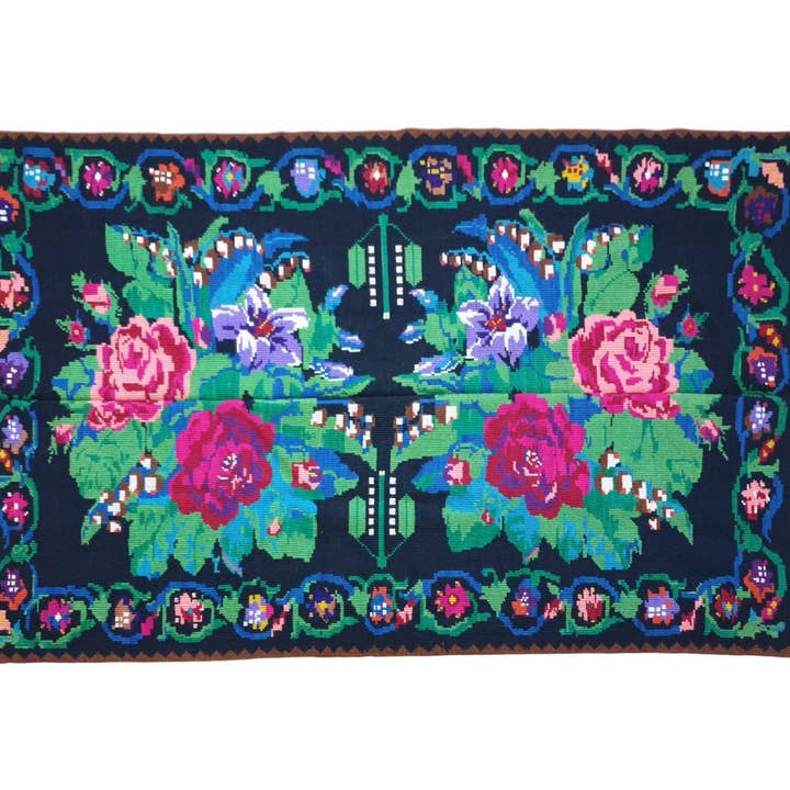 MADE WITH LOVE RO SRL - Wholesale Area Rug - Romanian handwoven carpet green & fuchsia rug made in wool