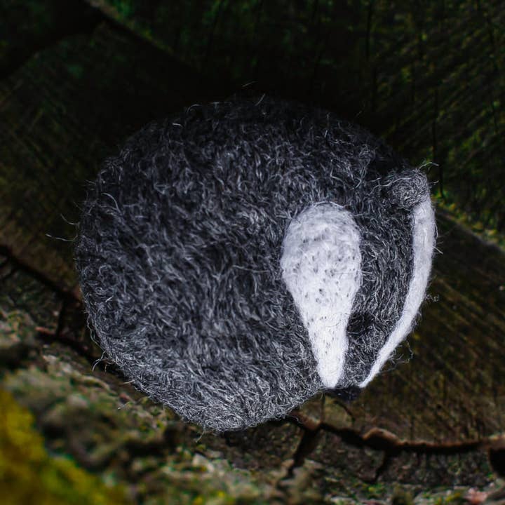 Benzie Design - Wholesale DIY Craft Kit - Badger, Needle Felting Kit1