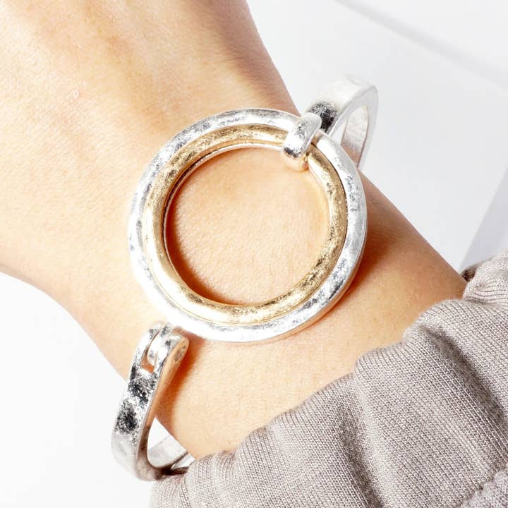 Wild Honey - Wholesale Bangle Bracelet - Hammered Dual-Tone Circle Hook Hinge Bracelet4