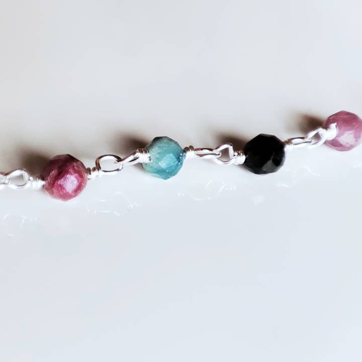 SEQAY - Wholesale Armband met kralen - Multikleurige toermalijnarmband van 925 sterling zilver met kleine stenen3