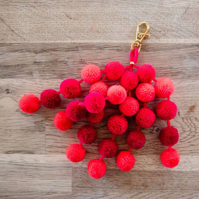 PomPom Galore - Vendita all'ingrosso Accessorio per borsetta - Donna - Ciondolo da borsa Ombre con mini clip Raspberry Pom Pom0