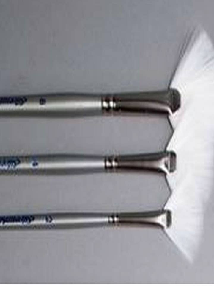 Medium Fan Brush for wholesale by M.A.D Skincare by California Skincare Supply