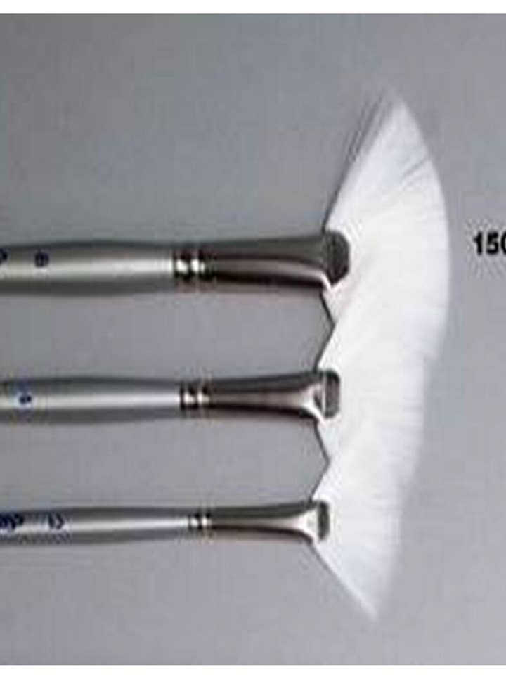 Medium Fan Brush for wholesale by M.A.D Skincare by California Skincare Supply