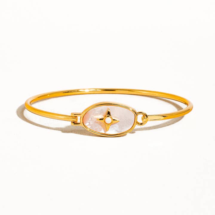 Aileen 18K Gold Vintage Star Shell Bangle for wholesale on Faire0