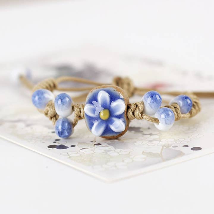 Ashlen - Wholesale Beaded bracelet - DELICATE FLOWER BRACELET (ADJUSTABLE)2
