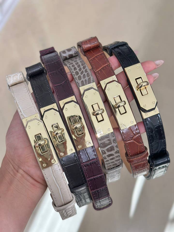 Genuine leather belt with crocodile effect and closure for wholesale by ADORA