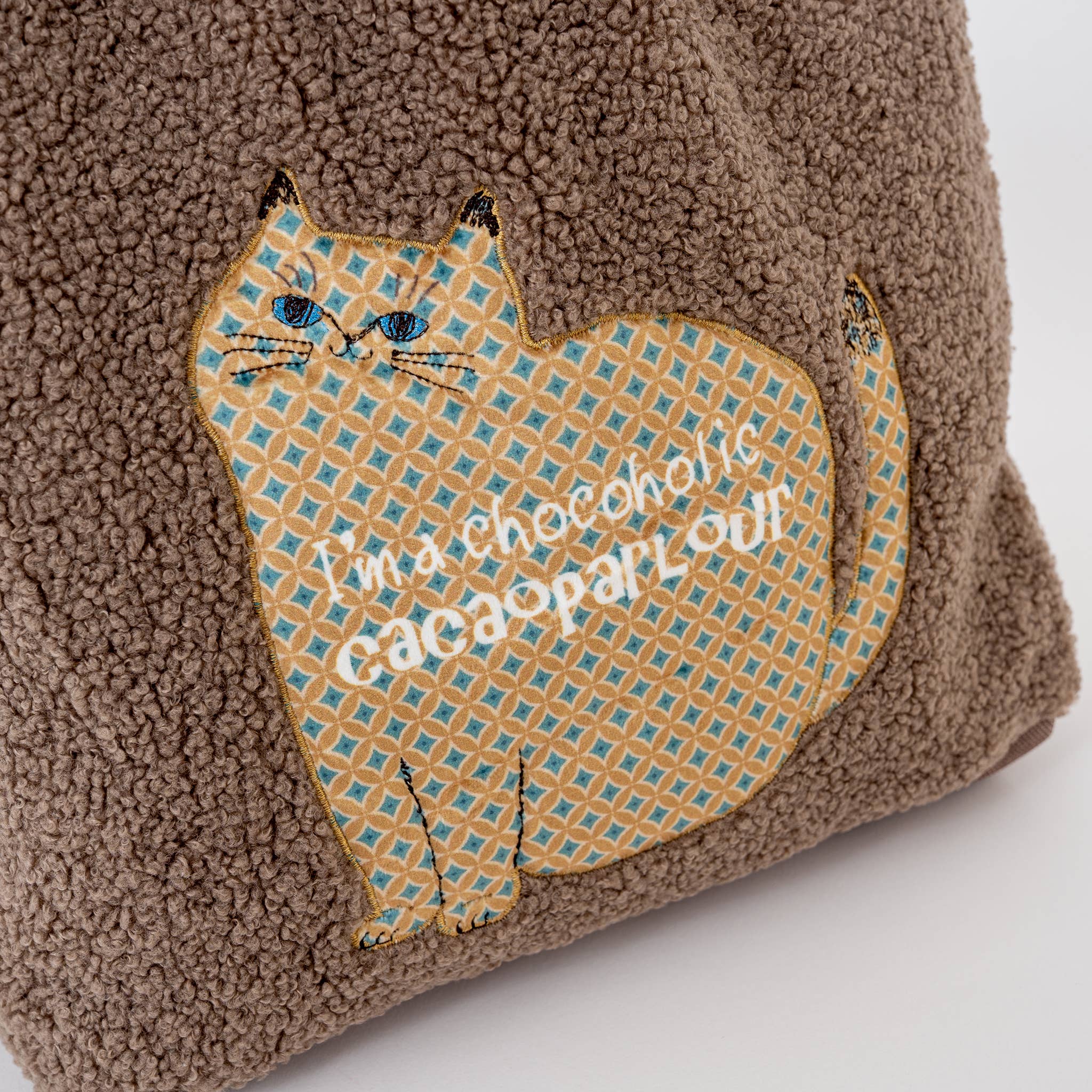 U PLUS INC – wholesale Bärkasse - Dam – Mysig Teddy Fleece Kattapplikation Tote Väska - Kusuguru Japan6