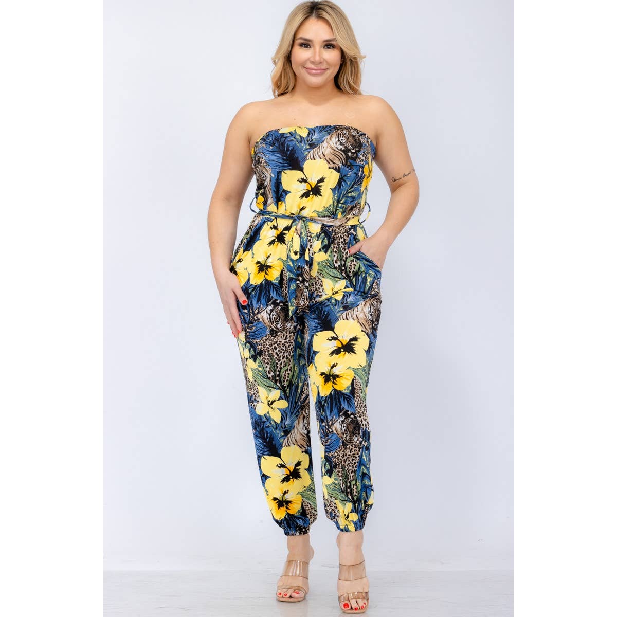 Curve Market – wholesale Jumpsuit – Women's – PLUS SIZE TROPICAL LEOPARD TUBE STRAPLESS JOGGER JUMPSUIT1